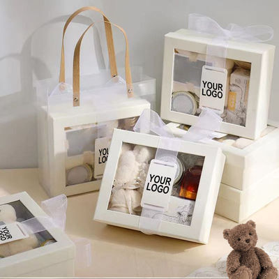Buon prezzo OEM ODM Cute Personalized Baby souvenir box per bambolotto di compleanno vestiti giocattoli regali in linea