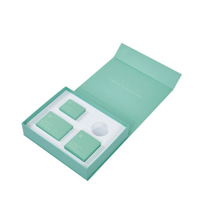 Buon prezzo Beauty Bundle Skin Care Makeup PR Box Custom Printed Cosmetic Boxes OEM Disponibile in linea