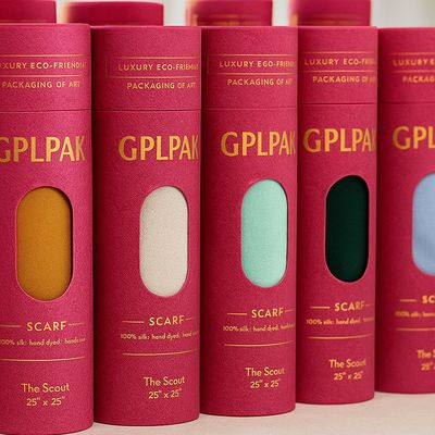 Giá tốt. Thiết kế độc đáo Kraft Paper Scarf Cylinder Gift Box With Display Window Cho đồ lót trực tuyến